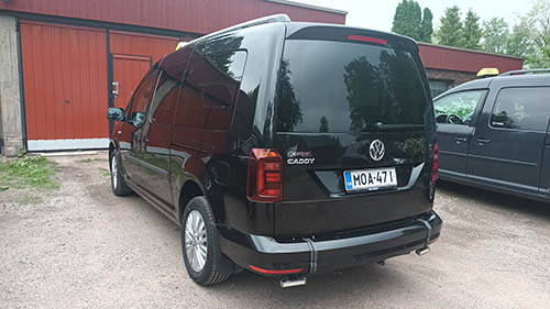 Volkswagen Caddy, Henkilömäärä: 6+1, 4+pyörätuoli tai 2+paarit.